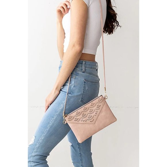 Crossbody Purse, Bag. Blush Pink Faux Leather. Be Clever Brand. NWT. - Picture 2 of 2